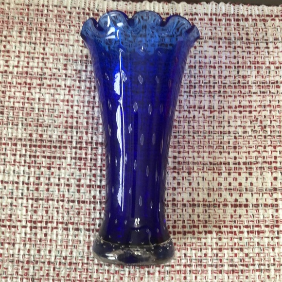 Cobalt Blue glass 9” vase is EUC. - Picture 5 of 7